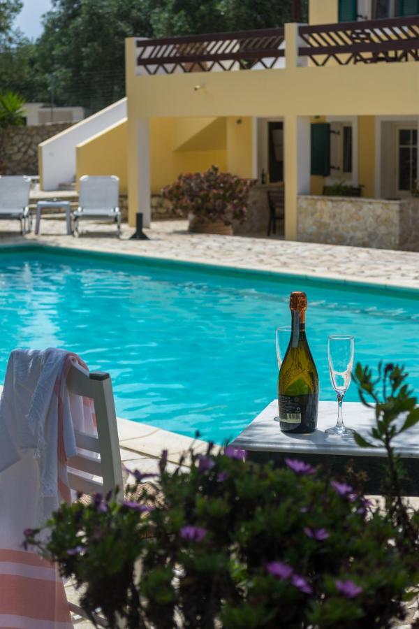 Villa Elaia Suites&Apartments No.2 Gaios Esterno foto